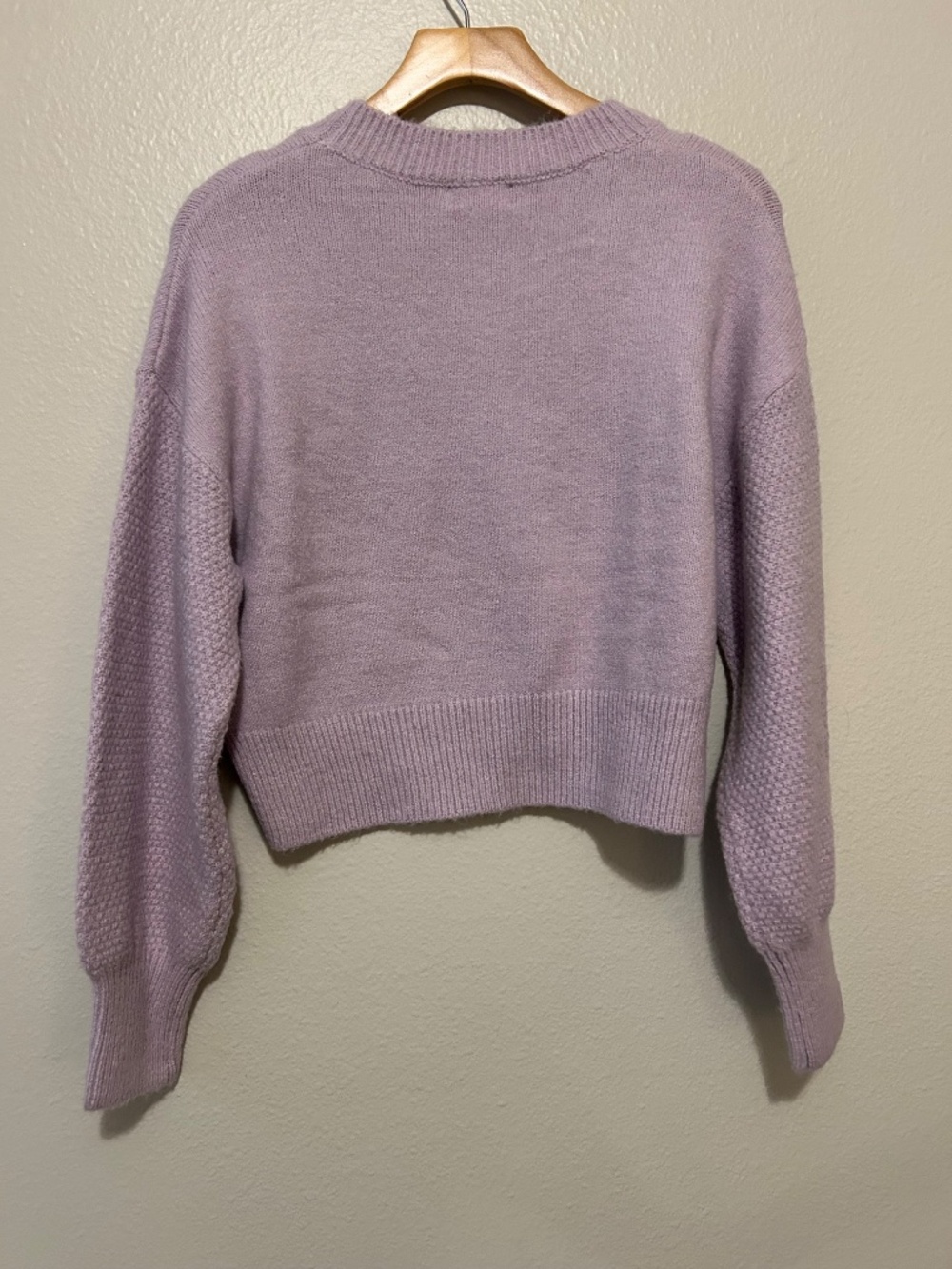 Jessica Simpson Lavender Pullover Purple Sweater w/ Floral Design - Picture 2 of 3
